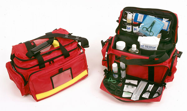 Trousse à pharmacie de voyage : le kit de premiers secours