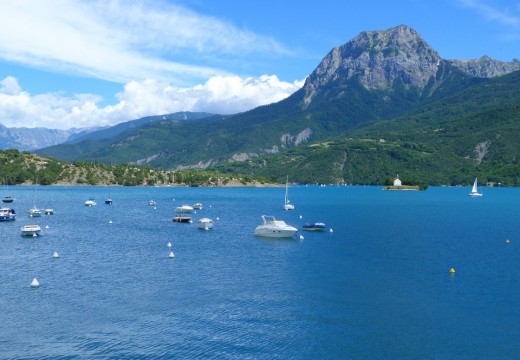 Le lac de Serre-Ponçon : un paradis nature !