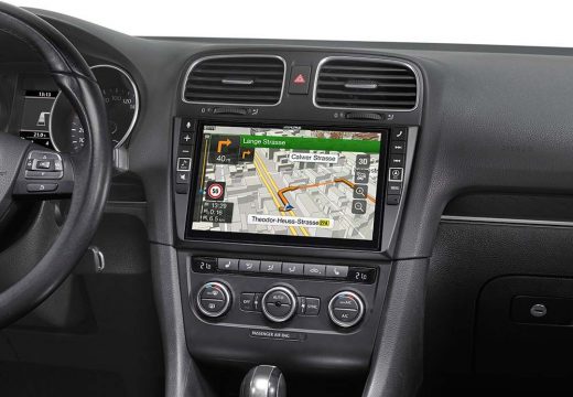 Pourquoi adopter une application GPS en voiture ?